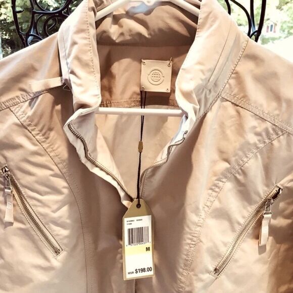 MAX STUDIO BEIGE UTILITY JACKET WITH HOOD M NWT - Picture 4 of 11